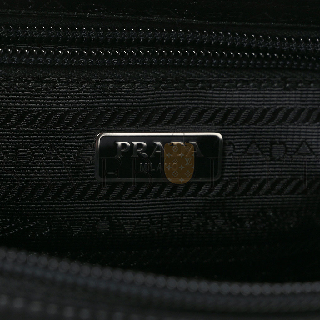 PRADA TESSUTO NYLON SAFFIANO WRISTLET BLACK (19*11*9cm)